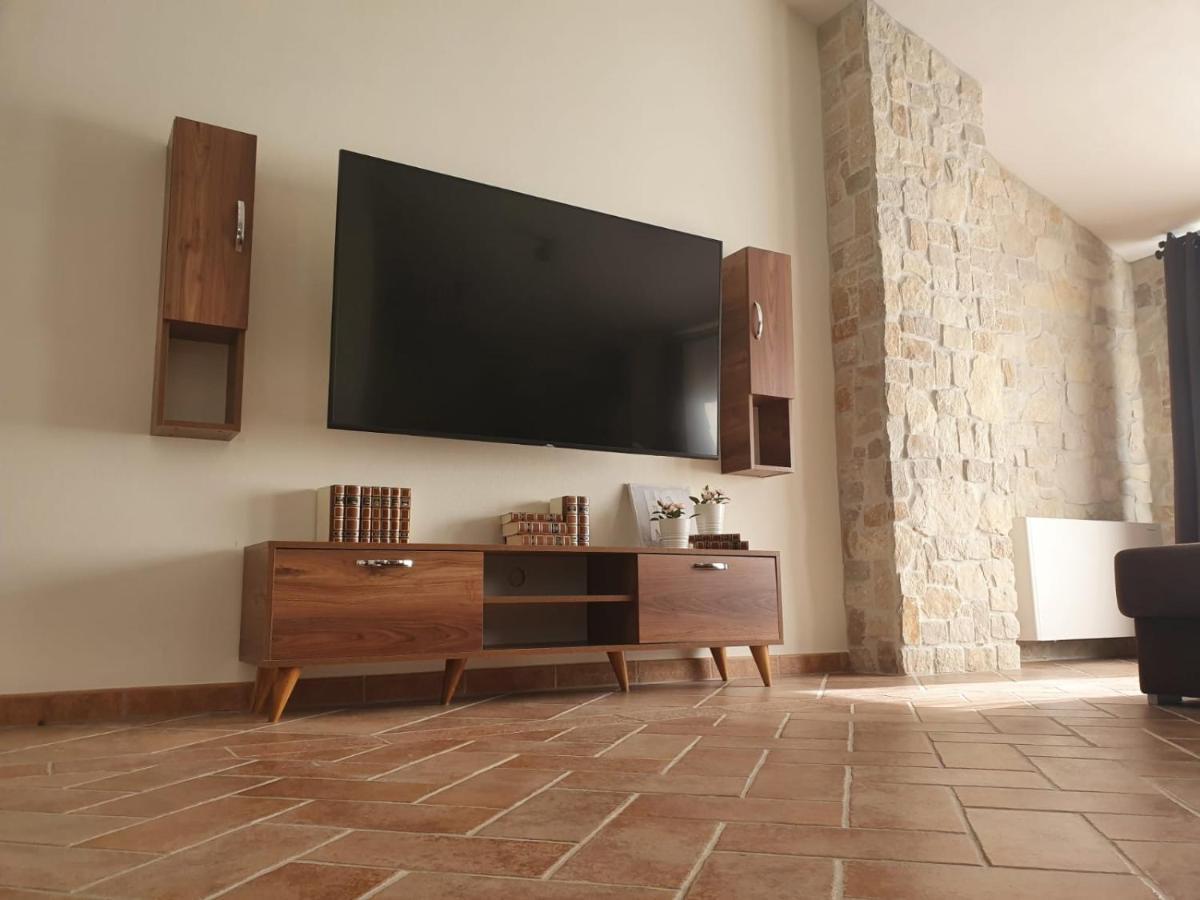 Open Space Rose إيغليزياس المظهر الخارجي الصورة