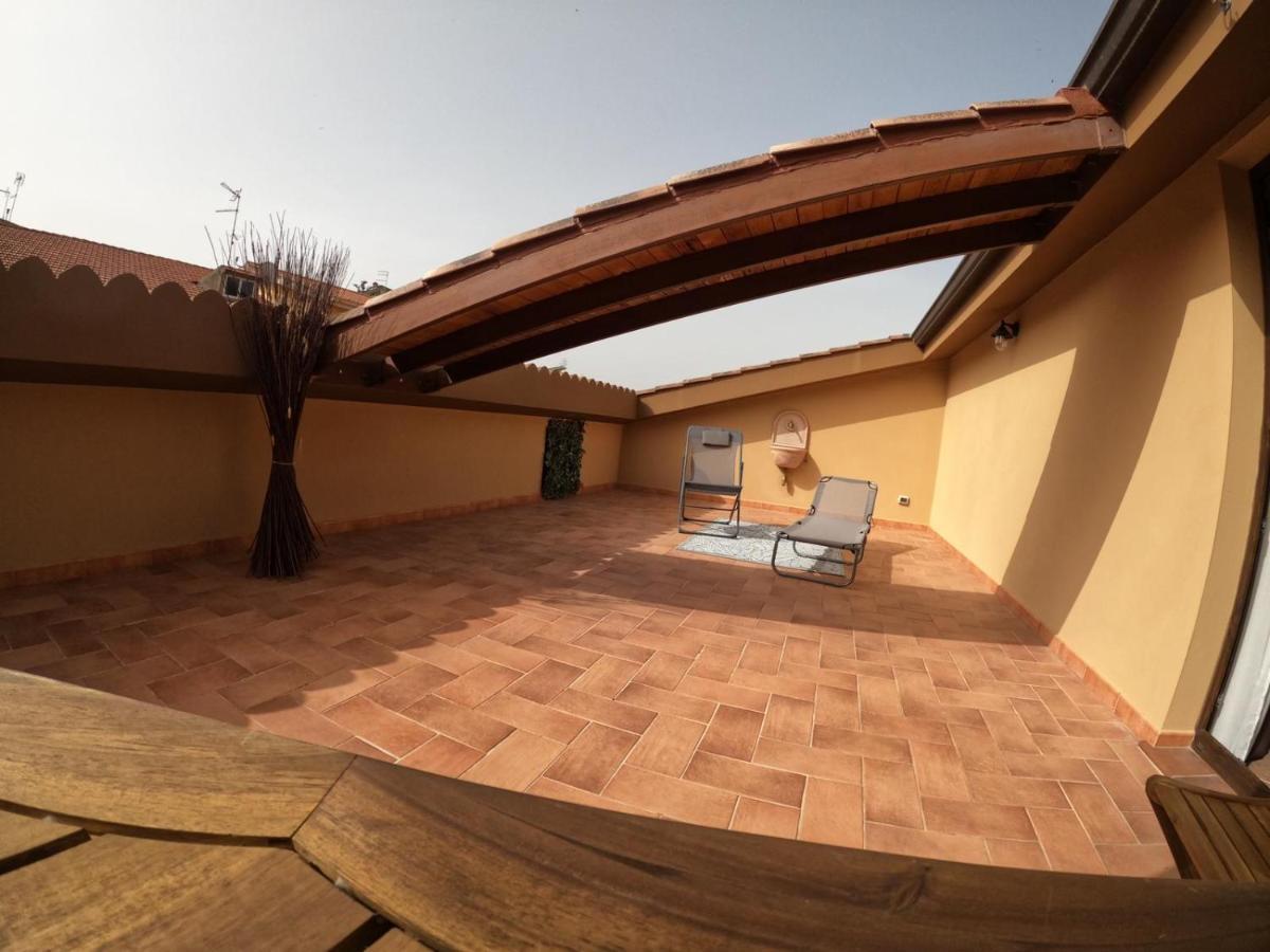 Open Space Rose إيغليزياس المظهر الخارجي الصورة